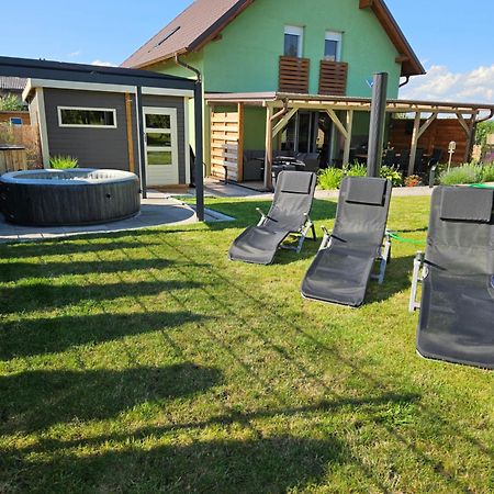 Holiday Home Znojmo W/ Wellness & Wine מראה חיצוני תמונה