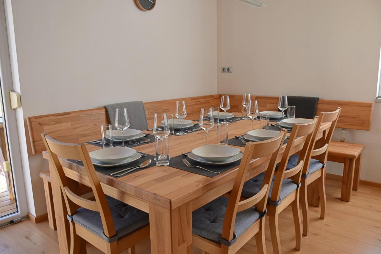 Holiday Home Znojmo W/ Wellness & Wine מראה חיצוני תמונה