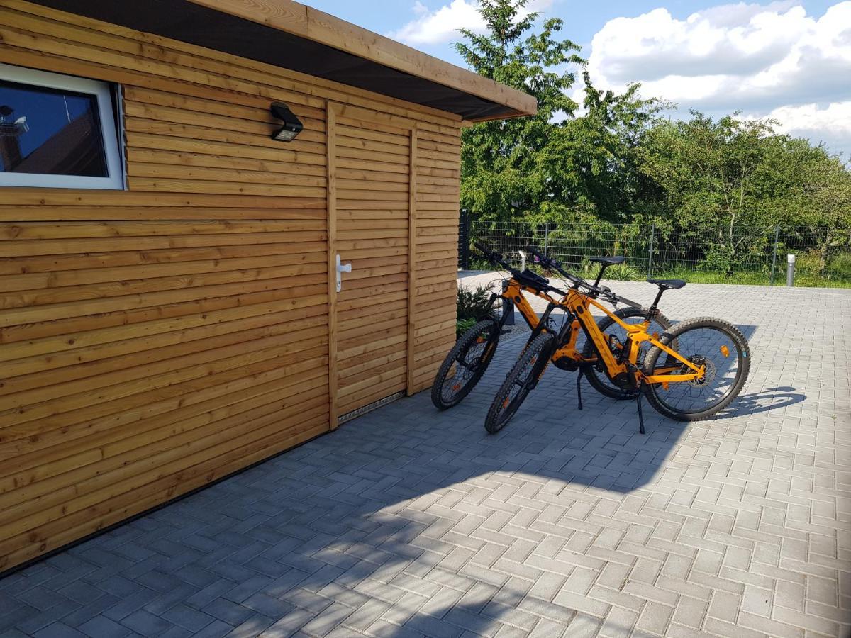 Holiday Home Znojmo W/ Wellness & Wine מראה חיצוני תמונה